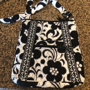 Vera Bradley Crossbody / Hipster